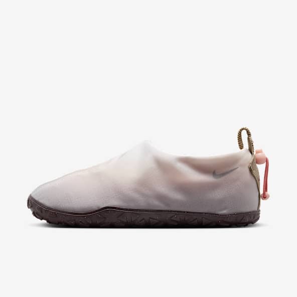 Nike ACG Collection. Nike.com